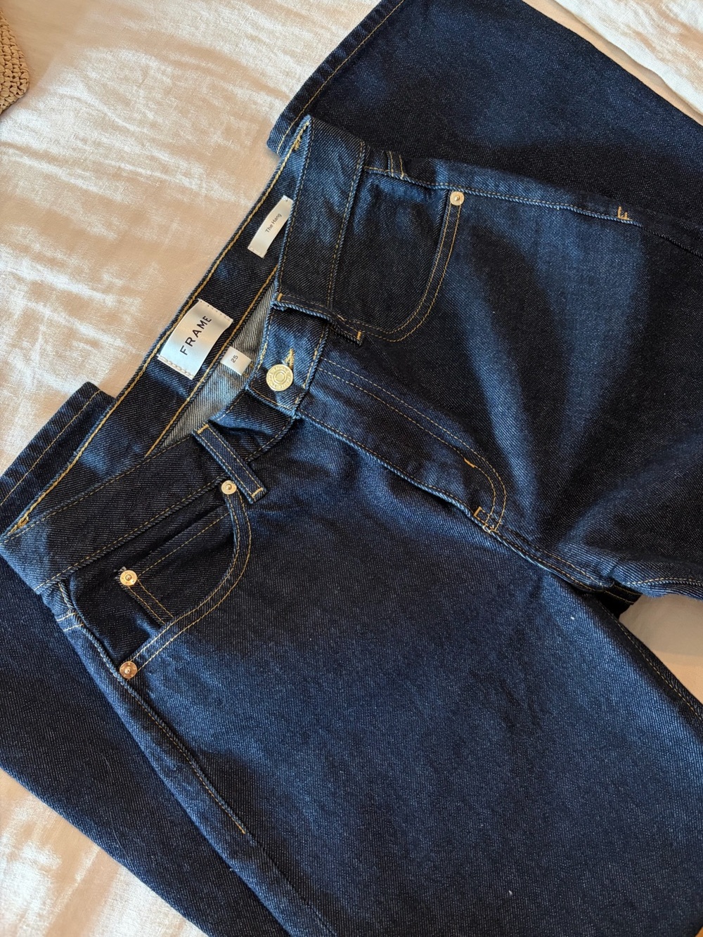 FRAME The Hang Jean in Rinse